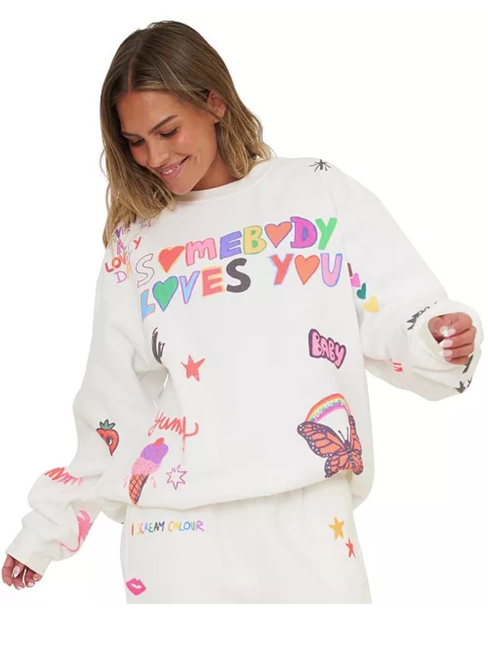 The Mayfair Group Somebody Loves You White Graphic Crewneck Sweater
